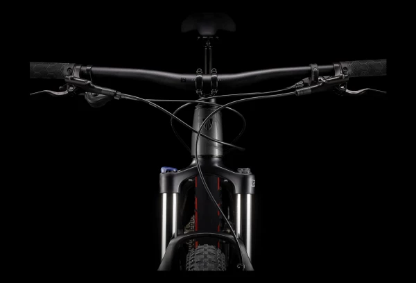 VTT Semi Rigide Trek Roscoe 6 27.5+ Shimano Deore 10V Lithium Grey/Cobra Blood 2023 4 VTT Semi Rigide Trek Roscoe 6 27.5+ Shimano Deore 10V Lithium Grey/Cobra Blood 2023 – Image 2