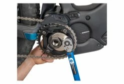 Clé Pour Moteur Shimano Steps Park Tool Lockring LRT-2 7 Clé Pour Moteur Shimano Steps Park Tool Lockring LRT-2 -Vélos Soldes Boutique 1842743601960a653eb92.47867538