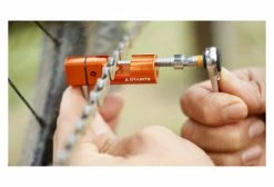 Dérive Chaîne / Embout De Cintre Granite Design Stash Chain Tool Noir -Vélos Soldes Boutique 18550595ff4470e133e89.20967536