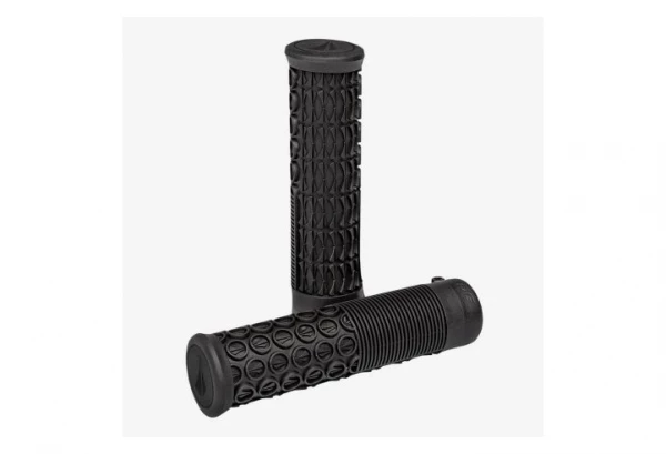 Poignées SDG THRICE 33 - 1PC Lock-on Black 136mm 33mm OD Ergonomique 3 Poignées SDG THRICE 33 - 1PC Lock-on Black 136mm 33mm OD Ergonomique