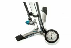 NEATT Pompe à Pied AERO (Max 240 Psi/16 Bar) 8 NEATT Pompe à Pied AERO (Max 240 Psi/16 Bar) -Vélos Soldes Boutique 565c63bfd1fb0