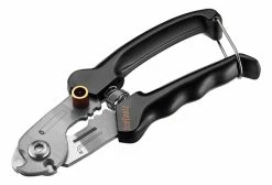 Pince Coupe Câbles Gaines Et Rayons IceToolz 67A5 Pour Shimano