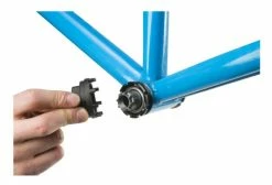 Var Outils Outil Pour Boîtier Pédalier Shimano Sram Et Isis Drive (8 Crans) - VAR -Vélos Soldes Boutique 8132465e8f82fd3cfe09.96657049
